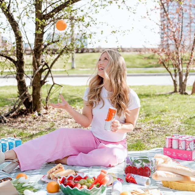 Orange you glad it’s a long weekend?! 🧡😏 Tell your long weekend plans in the comments! ✨🍊

#EnergyNotAnxiety #healthyenergydrinks #EnergyDrinks #AspireHealthyEnergyDrinks